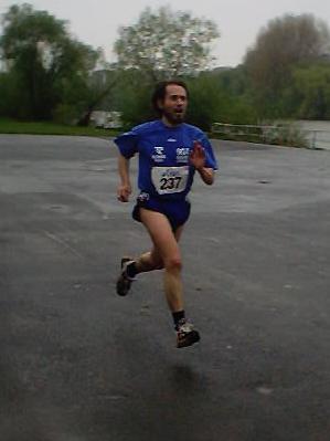 Roland Hofmann kurz vor dem Ziel